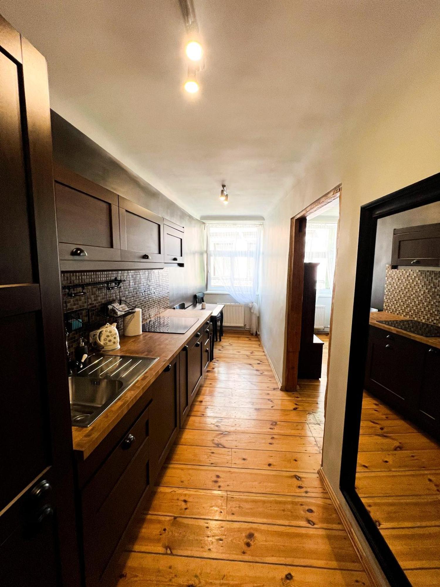 Dome Square Apartment, Old Town Huoneisto
